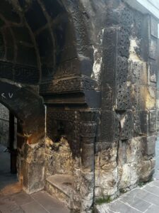 Yılanlı Külliyesi