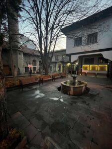 Yılanlı Külliyesi 