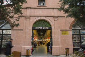 Aynalı Çarşı