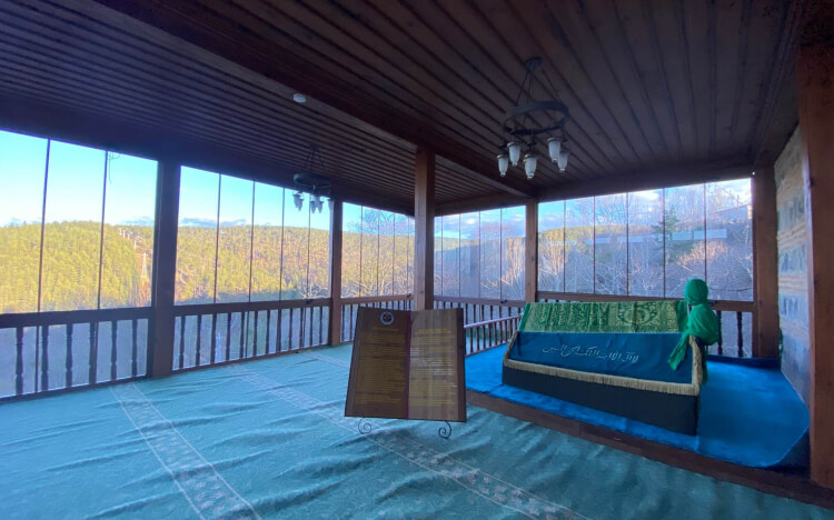 Benli Sultan Türbesi12