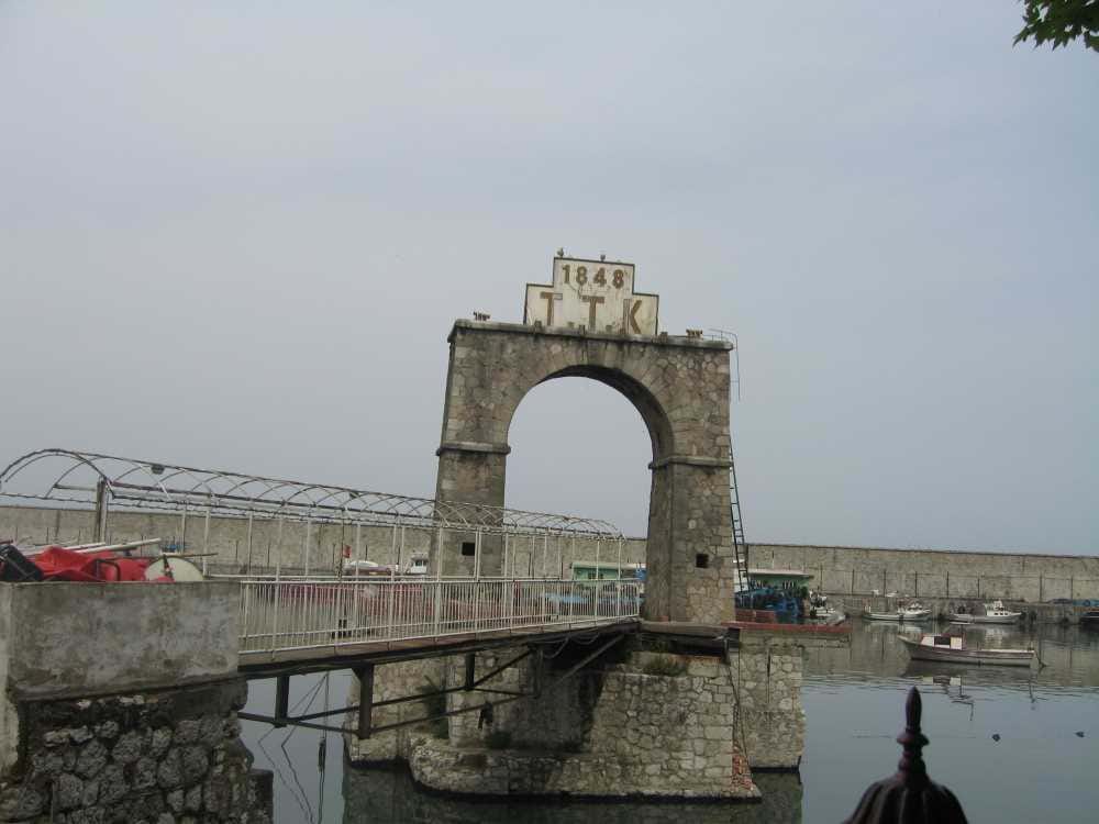 Şarjömen Rapid İskelesi